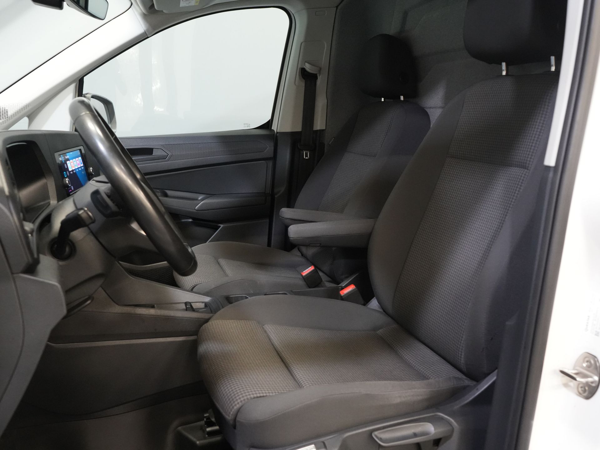 Volkswagen Caddy Cargo Maxi Van 2.0 TDI 125 PS DSG Aut. Virtual Cockpit/ LED/ Carplay/ Kamera/ Sitzheizung/ Standheizung/ LMV/ PDC