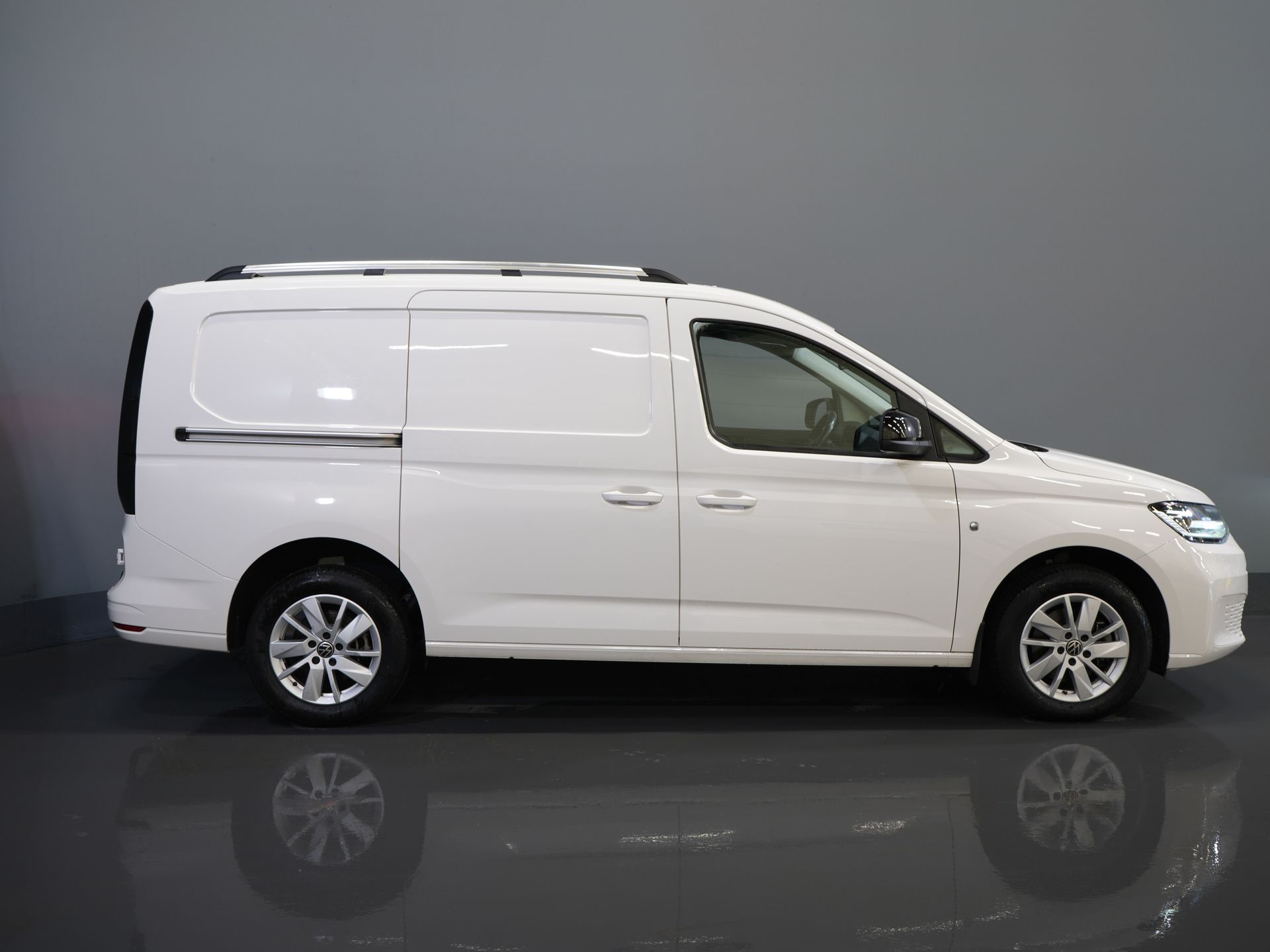 Volkswagen Caddy Cargo Maxi Van 2.0 TDI 125 PS DSG Aut. Virtual Cockpit/ LED/ Carplay/ Kamera/ Sitzheizung/ Standheizung/ LMV/ PDC