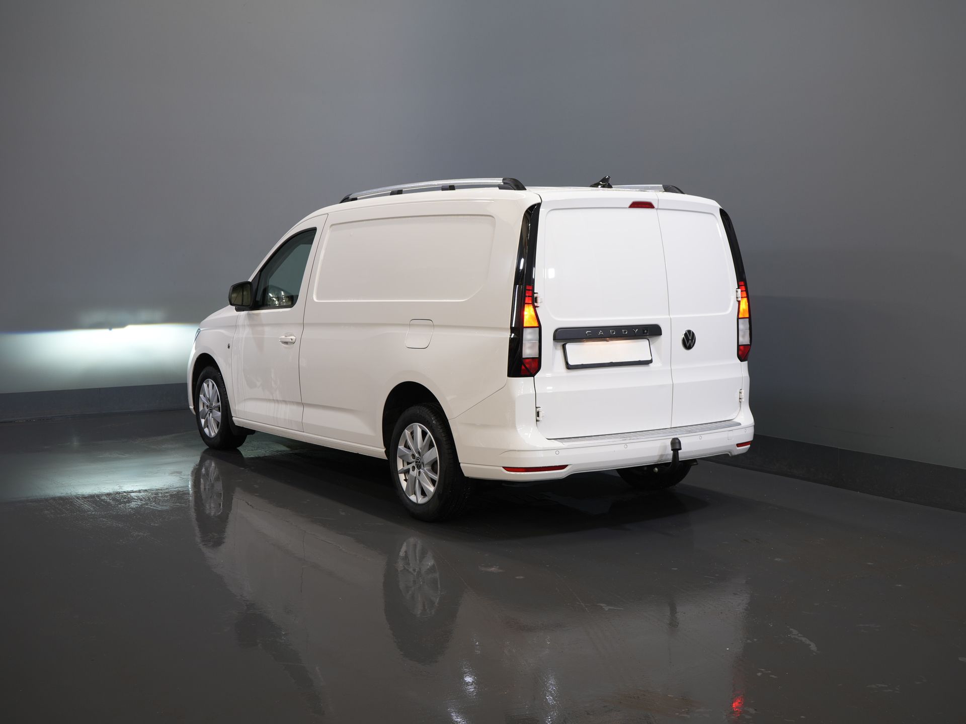 Volkswagen Caddy Cargo Maxi Van 2.0 TDI 125 PS DSG Aut. Virtual Cockpit/ LED/ Carplay/ Kamera/ Sitzheizung/ Standheizung/ LMV/ PDC