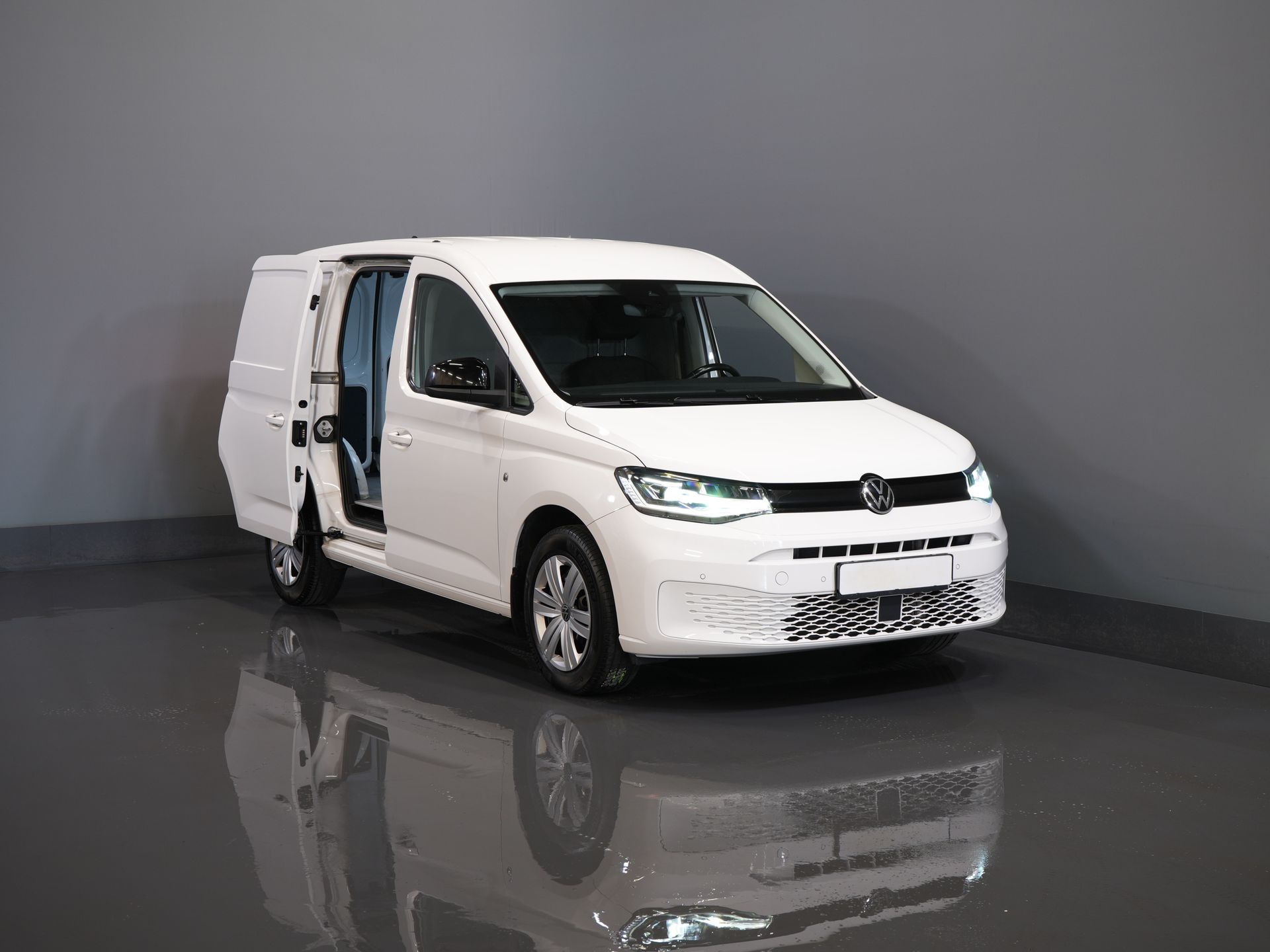 Volkswagen Caddy Cargo Van 2.0 TDI 125 PS DSG Aut. LED/ Standheizung/ Sitzheizung/ Carplay/ Airco/ Cruise/ PDC/ Anhängerkupplung