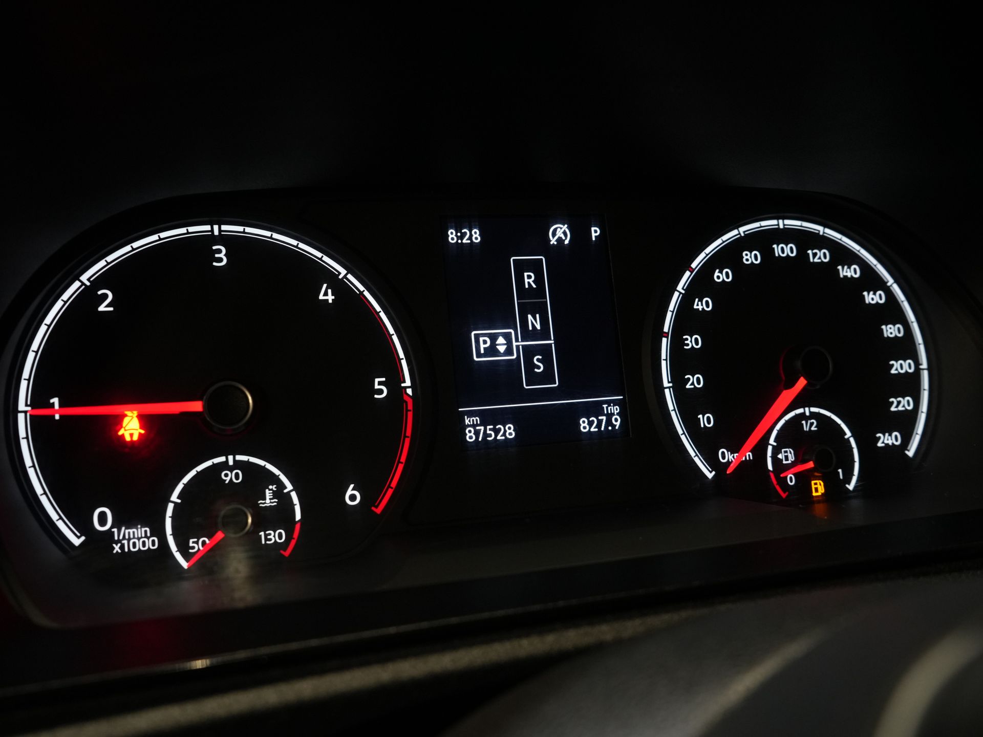 Volkswagen Caddy Cargo Van 2.0 TDI 125 PS DSG Aut. LED/ Standheizung/ Sitzheizung/ Carplay/ Airco/ Cruise/ PDC/ Anhängerkupplung