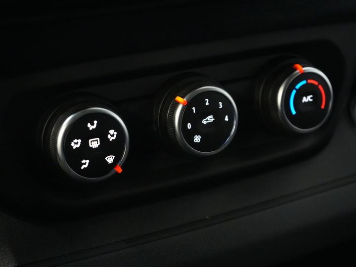 Renault Trafic Bestelbus 2.0 dCi 130 pk L2 BPM VRIJ! DC Dubbel Cabine LED/ 2xSchuifdeur/ Navi/ Carplay/ Camera/ PDC/ Cruise