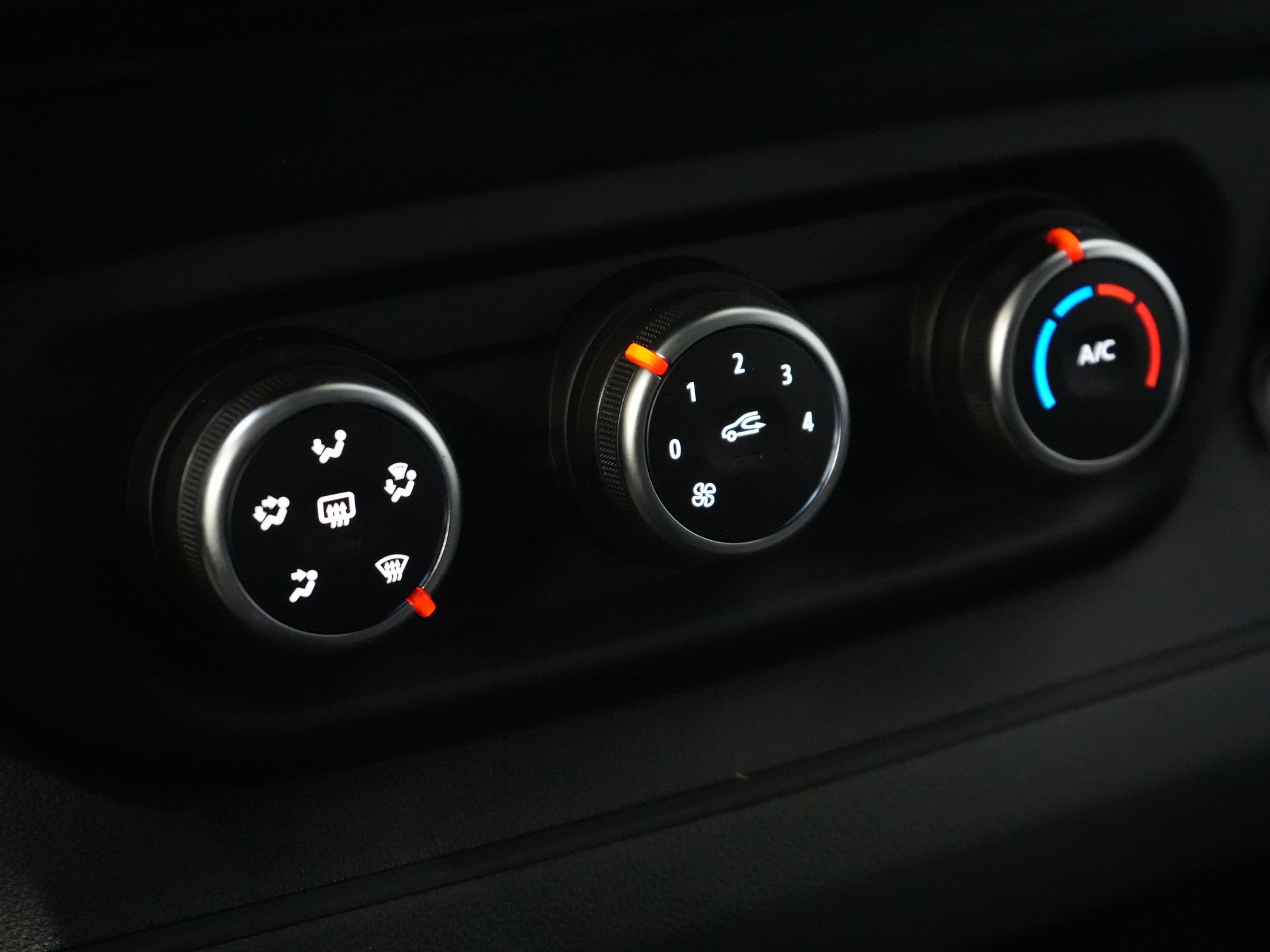 Renault Trafic Van 2.0 dCi 130 к.с. L2 BPM БЕЗКОШТОВНО! DC Double Cab LED/ 2x зсувні двері/ Navi/ Carplay/ Камера/ PDC/ Cruise