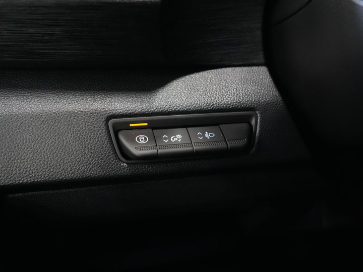 Renault Trafic Van 2.0 dCi 130 к.с. L2 BPM БЕЗКОШТОВНО! DC Double Cab LED/ 2x зсувні двері/ Navi/ Carplay/ Камера/ PDC/ Cruise