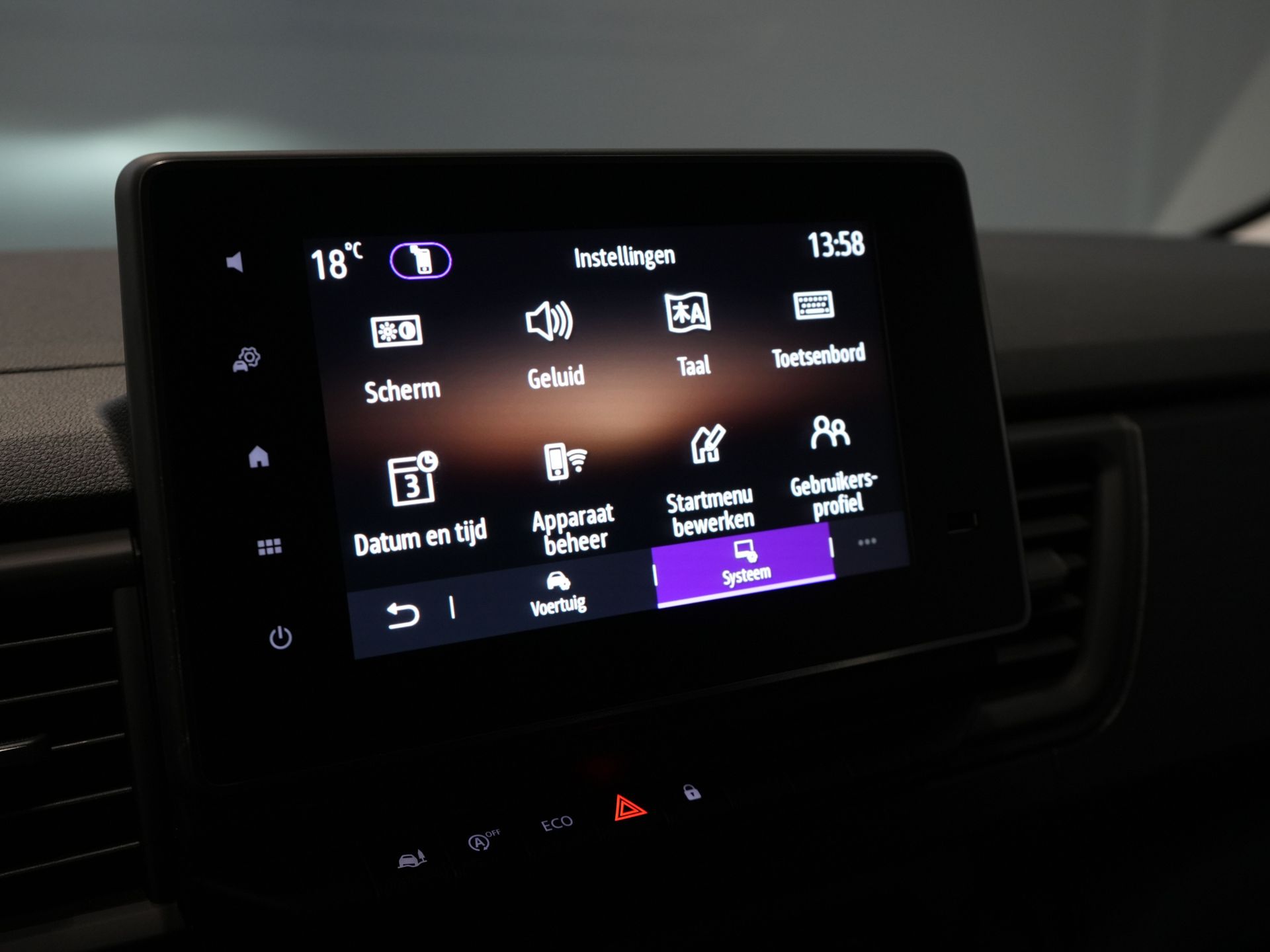Renault Trafic Bestelbus 2.0 dCi 130 pk L2 BPM VRIJ! DC Dubbel Cabine LED/ 2xSchuifdeur/ Navi/ Carplay/ Camera/ PDC/ Cruise