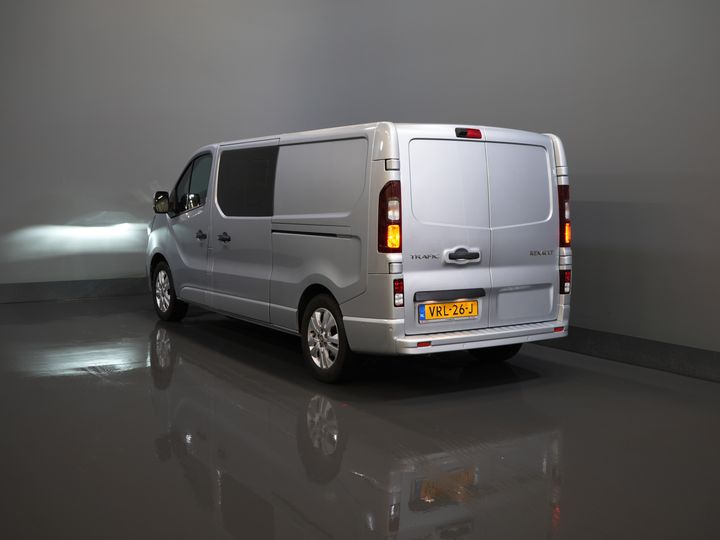 Renault Trafic Van 2.0 dCi 150 hp Aut. L2 DC Double Cabin NL Auto/ 2xSliding Door/ LED/ Carplay/ Climate/ Camera/ PDC/ LMV