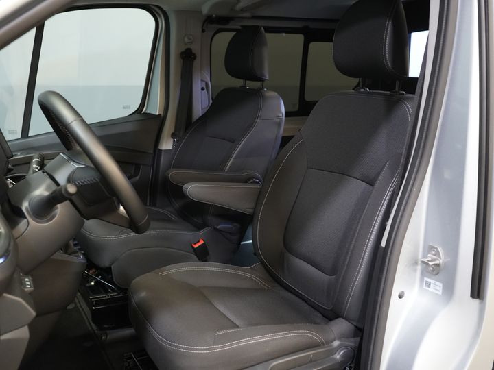 Renault Trafic Van 2.0 dCi 150 hp Aut. L2 DC Double Cabin NL Auto/ 2xSliding Door/ LED/ Carplay/ Climate/ Camera/ PDC/ LMV