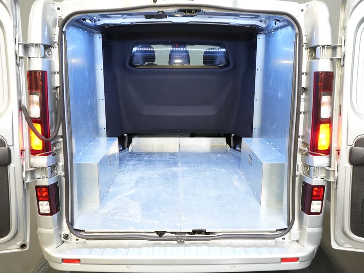 Renault Trafic Van 2.0 dCi 150 hp Aut. L2 DC Double Cabin NL Auto/ 2xSliding Door/ LED/ Carplay/ Climate/ Camera/ PDC/ LMV