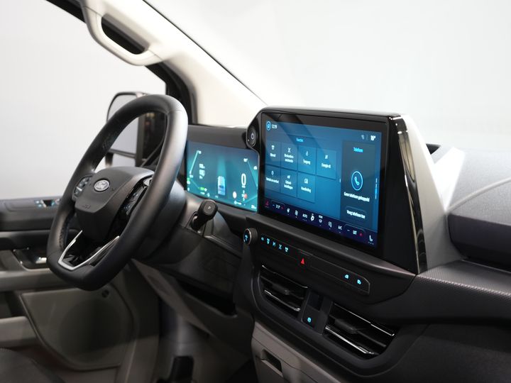 Ford E-Transit Custom Van 340 65 kWh 218 KM 330 km WLTP L2 Limited 2x drzwi przesuwne/ elektryczne przesuwne/ 2,3 t uciąg/ szybka ładowarka/ Matrix LED/ B&O/ adaptacyjny tempomat/ St