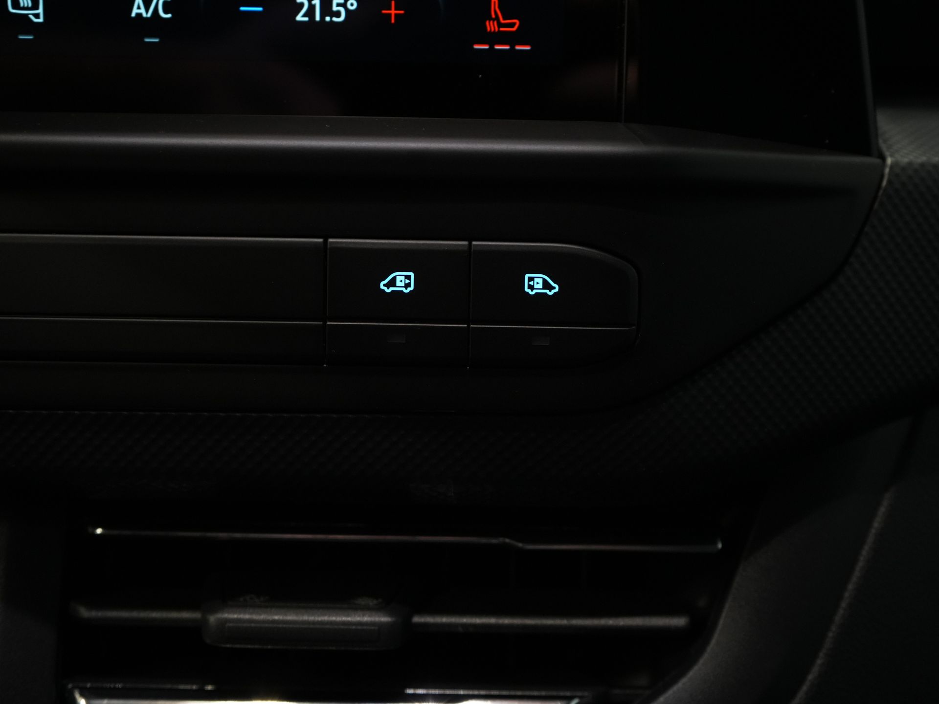 Ford E-Transit Custom Van 340 65 kWh 218 KM 330 km WLTP L2 Limited 2x drzwi przesuwne/ elektryczne przesuwne/ 2,3 t uciąg/ szybka ładowarka/ Matrix LED/ B&O/ adaptacyjny tempomat/ St