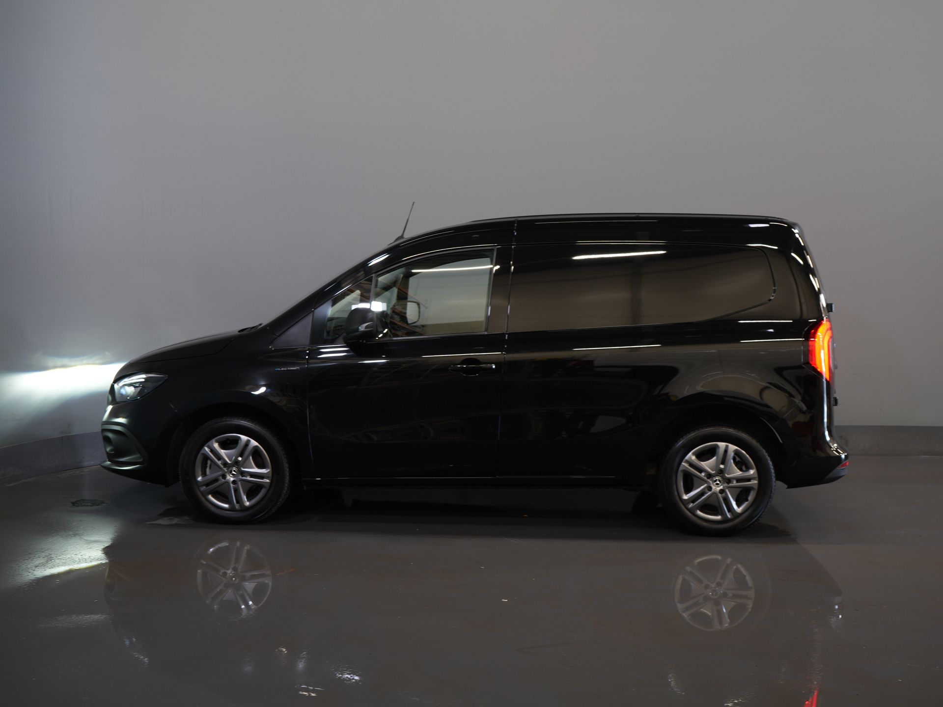 Mercedes-Benz eCitan Van 112 Pro 284 WLTP Schnellladegerät/ LED/ Sitzverw./ Carplay/ Klima/ Navi/ Cruise/ Kamera/ PDC