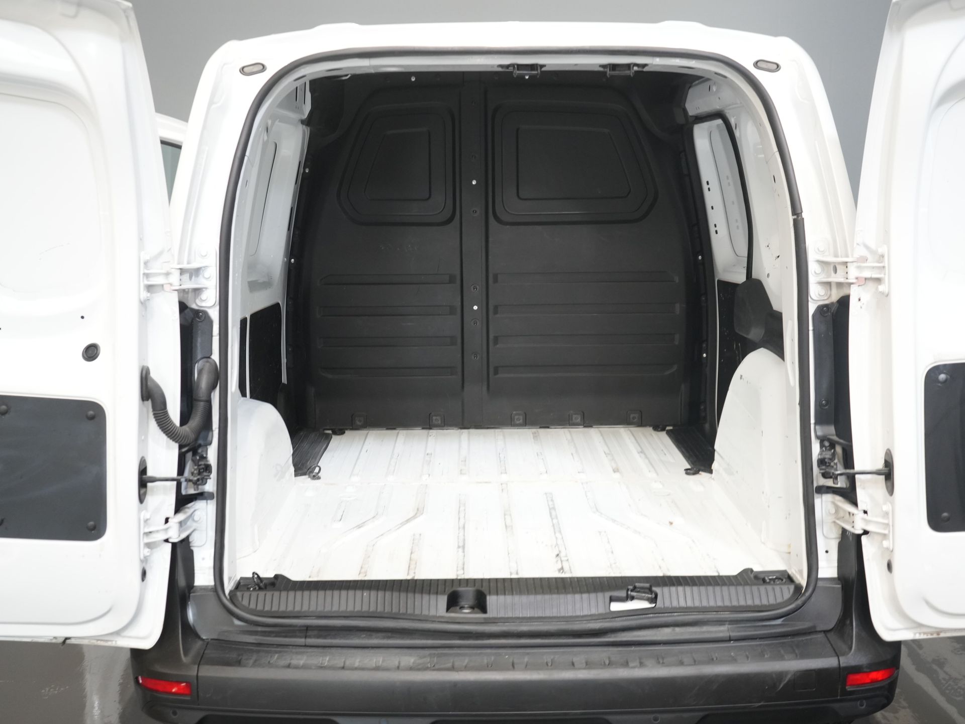 Renault Kangoo Van Express 1.3 TCe BENZINE 130 KM Aut. Ready2Go 3 Pers./ Carplay/ Navi/ Kamera/ PDC/ Cruise/ Airco