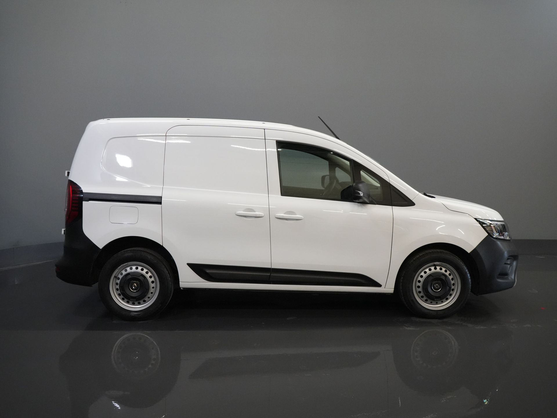 Renault Kangoo Van Express 1.3 TCe BENZINE 130 KM Aut. Ready2Go 3 Pers./ Carplay/ Navi/ Kamera/ PDC/ Cruise/ Airco