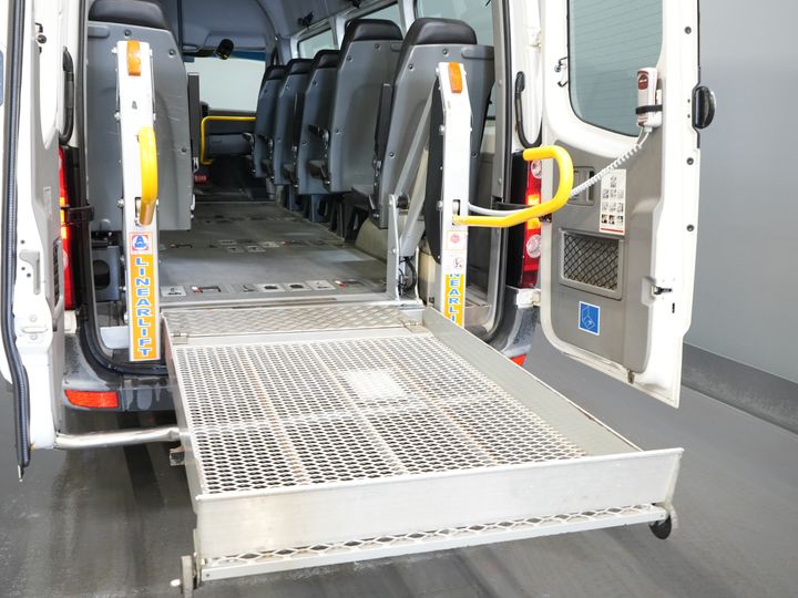 Volkswagen Crafter Personenvervoer 35 2.0 TDI L3H2 EXPORT ONLY! €9.559 incl BTW/BPM Rolstoellift/ 9 Pers/ 9P/ Sidebars/ Rearbar/ Airco