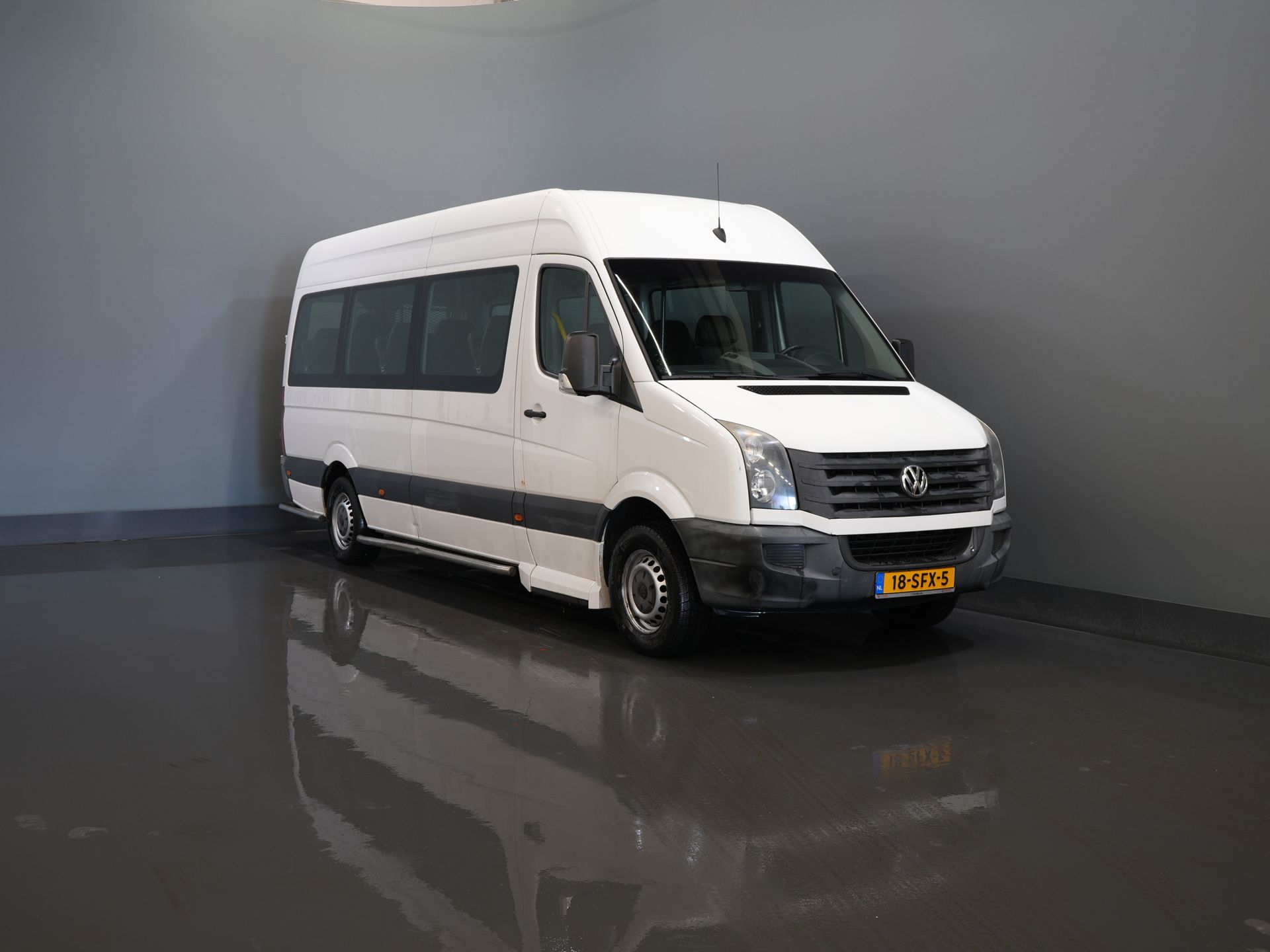 Volkswagen Crafter Personenvervoer 35 2.0 TDI L3H2 EXPORT ONLY! €9.559 incl BTW/BPM Rolstoellift/ 9 Pers/ 9P/ Sidebars/ Rearbar/ Airco