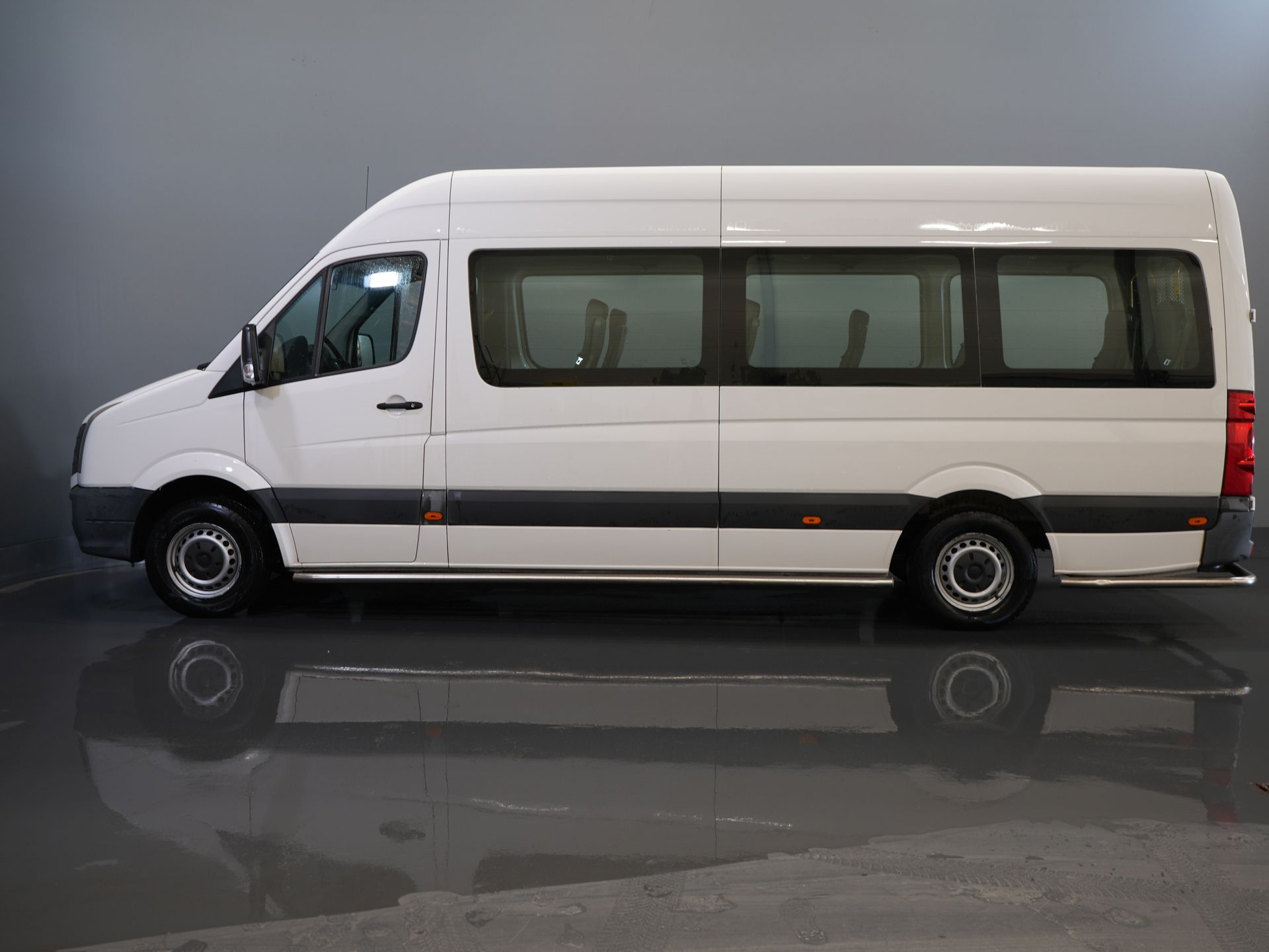 Volkswagen Crafter Personenvervoer 35 2.0 TDI L3H2 EXPORT ONLY! €9.559 incl BTW/BPM Rolstoellift/ 9 Pers/ 9P/ Sidebars/ Rearbar/ Airco