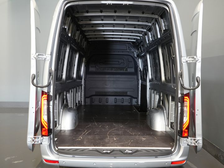 Mercedes-Benz Sprinter Van 317 CDI Aut. L3H2 3.5t Trekverm./ LED/ 270Gr.deuren/ Navi/ Kamera/ PDC/ Cruise/ Airco
