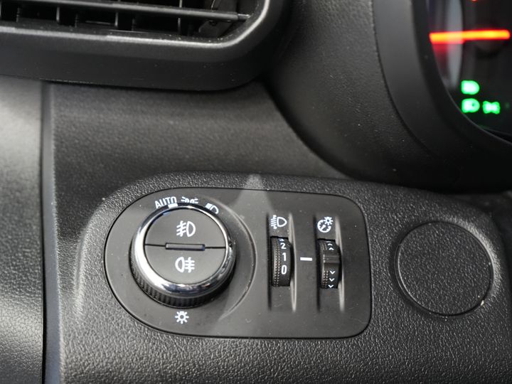 Opel Combo Bestelbus 1.5CDTi 100 pk L2 BPM VRIJ! NL Auto/ Carplay/ Sidebars/ Cruise/ Airco/ Trekhaak