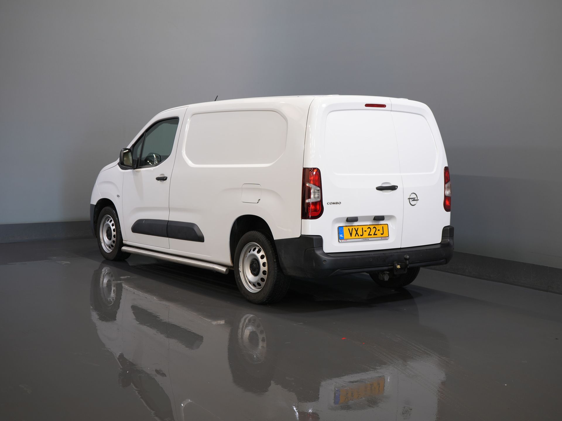 Opel Combo Bestelbus 1.5CDTi 100 pk L2 BPM VRIJ! NL Auto/ Carplay/ Sidebars/ Cruise/ Airco/ Trekhaak