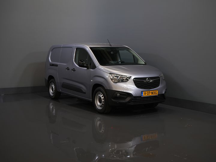 Opel Combo-e Bestelbus L2 50 kWh 275Km WLTP Snellader/ 3 Pers./ Carplay/ Stuurverw./ Cruise/ Climate / PDC V+A/ Dodehoek/ Navi