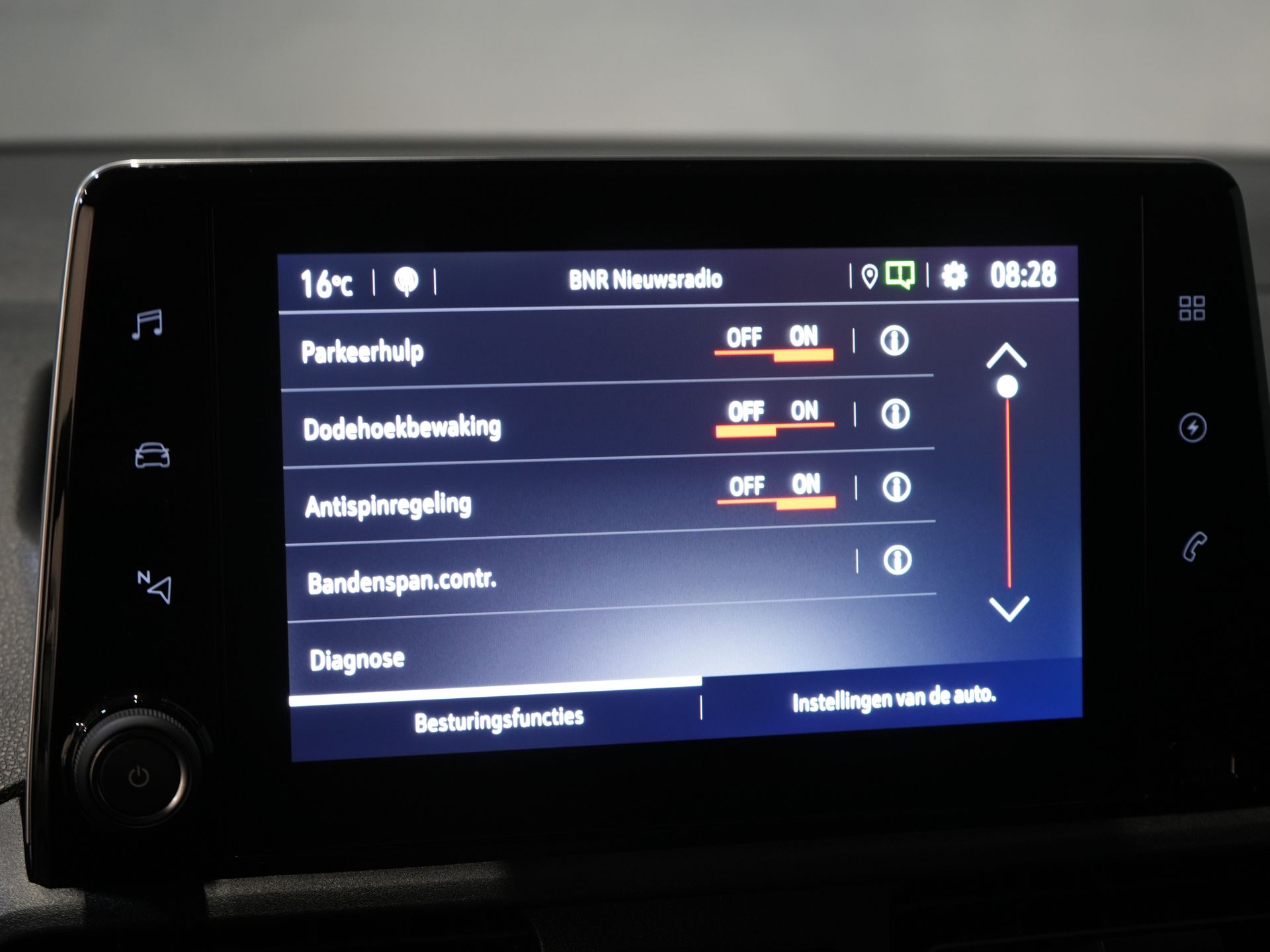 Opel Combo-e Bestelbus L2 50 kWh 275Km WLTP Snellader/ 3 Pers./ Carplay/ Stuurverw./ Cruise/ Climate / PDC V+A/ Dodehoek/ Navi