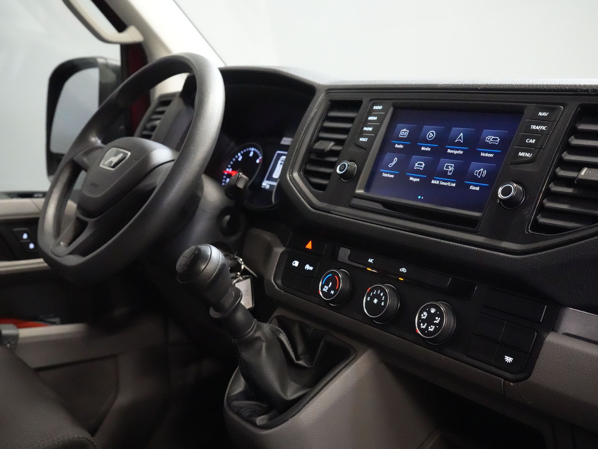 MAN TGE Van 2.0 TDI L3H2 BPM GRATIS! 3 os./ 2.5t Trekverm./ Carplay/ Carpenter/ Cruise/ Navi/ Kamera