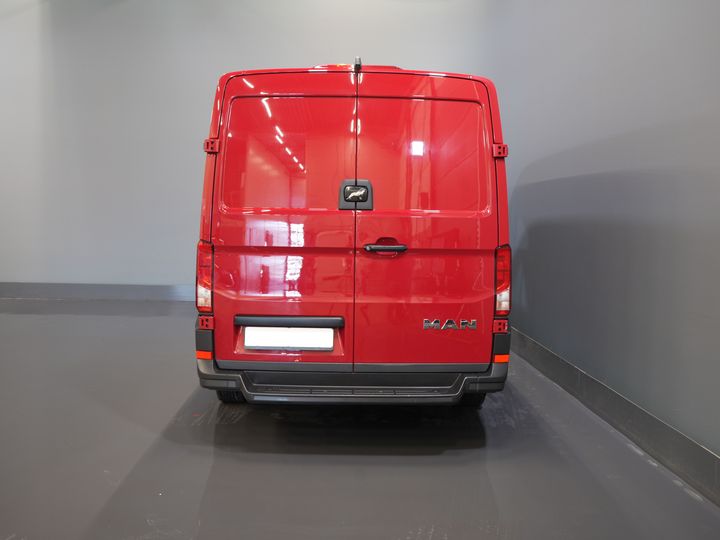 MAN TGE Van 2.0 TDI L3H2 BPM GRATIS! 3 os./ 2.5t Trekverm./ Carplay/ Carpenter/ Cruise/ Navi/ Kamera
