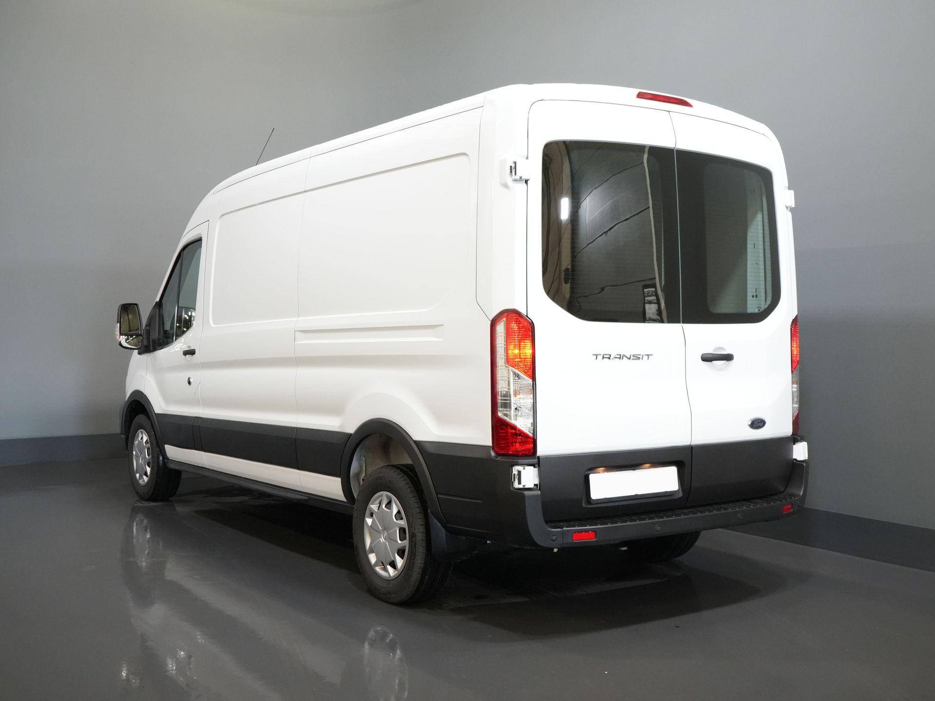 Ford Transit Van 350 2.0 TDCI 130 KM Aut. L3H2 Trend BPM FREE/ Cruise/ PDC V+A/ DAB/ Airco
