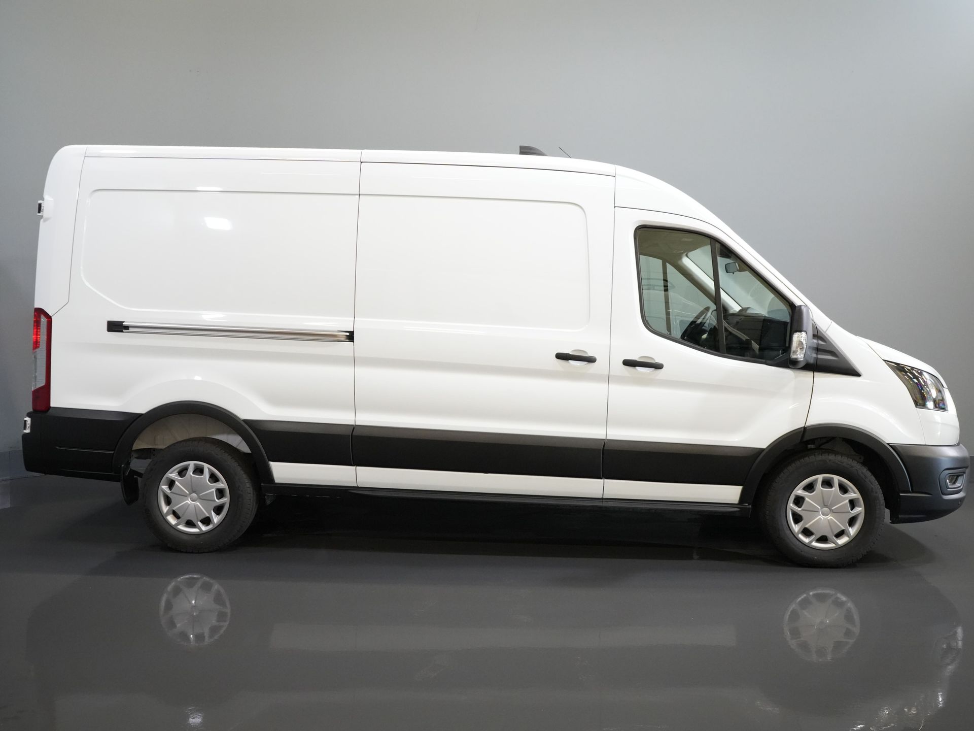 Ford Transit Van 350 2.0 TDCI 130 KM Aut. L3H2 Trend BPM FREE/ Cruise/ PDC V+A/ DAB/ Airco