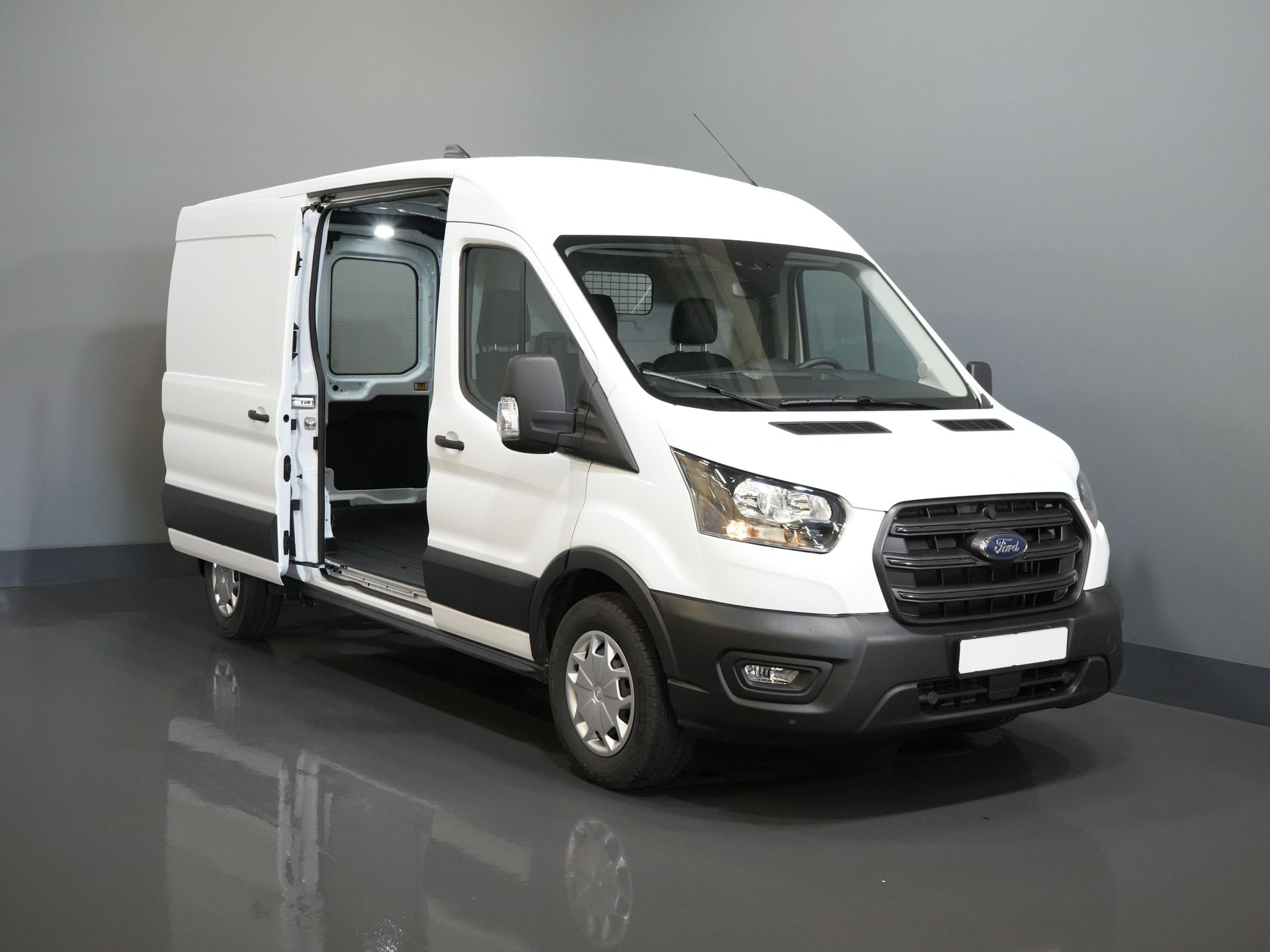 Ford Transit Van 350 2.0 TDCI 130 KM Aut. L3H2 Trend BPM FREE/ Cruise/ PDC V+A/ DAB/ Airco