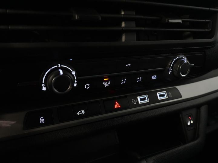 Toyota PROACE Electric Worker Van 75 kWh L3 345 km WLTP LED/ Schnellladegerät/ Keyless/ Adapt.Cruise/ Steerverw./ Stoelverw./ Navi/ Carplay/ Kamera/ PDC/ Airco