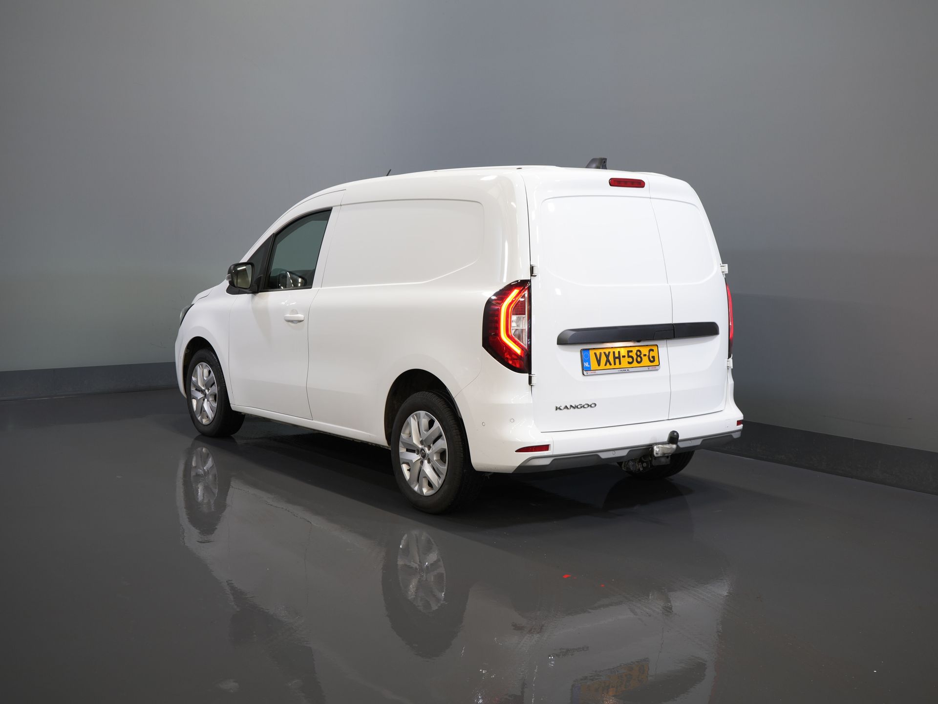 Renault Kangoo Van 1.5 dCi 95 к.с. авт. BPM FREE EN Автомобіль/ Carplay/ Камера/ Круїз/ LMV/ Фаркоп/ PDC