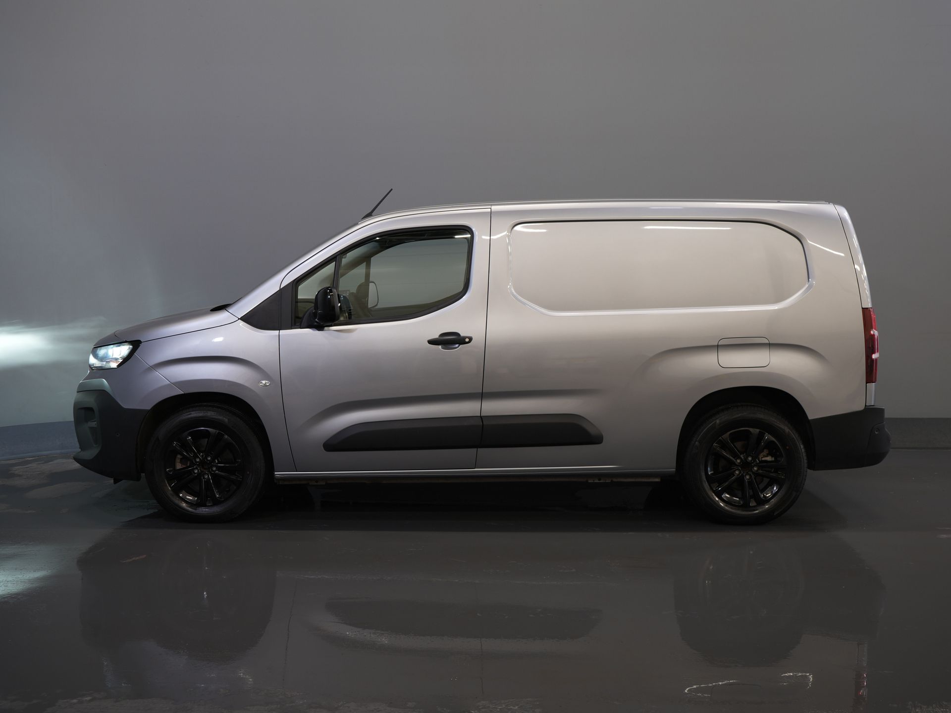 Citroën E-Berlingo Bestelbus 50 kWh 335 km WLTP L2 LED/ Snellader/ Navi/ Carplay/ Camera/ LMV/ PDC/ Airco