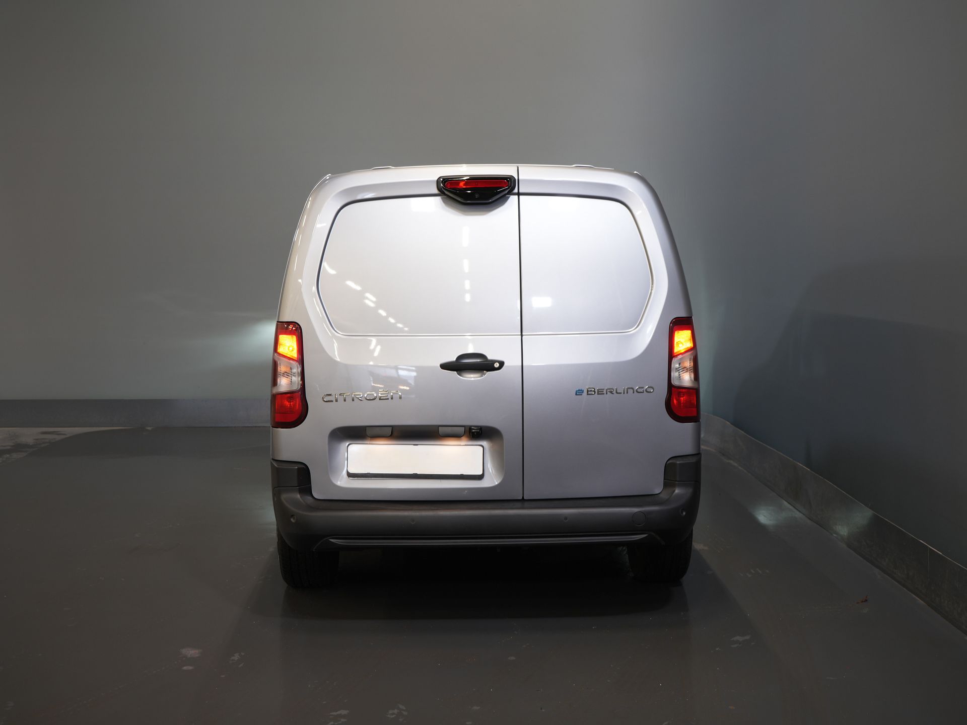 Citroën E-Berlingo Bestelbus 50 kWh 335 km WLTP L2 LED/ Snellader/ Navi/ Carplay/ Camera/ LMV/ PDC/ Airco