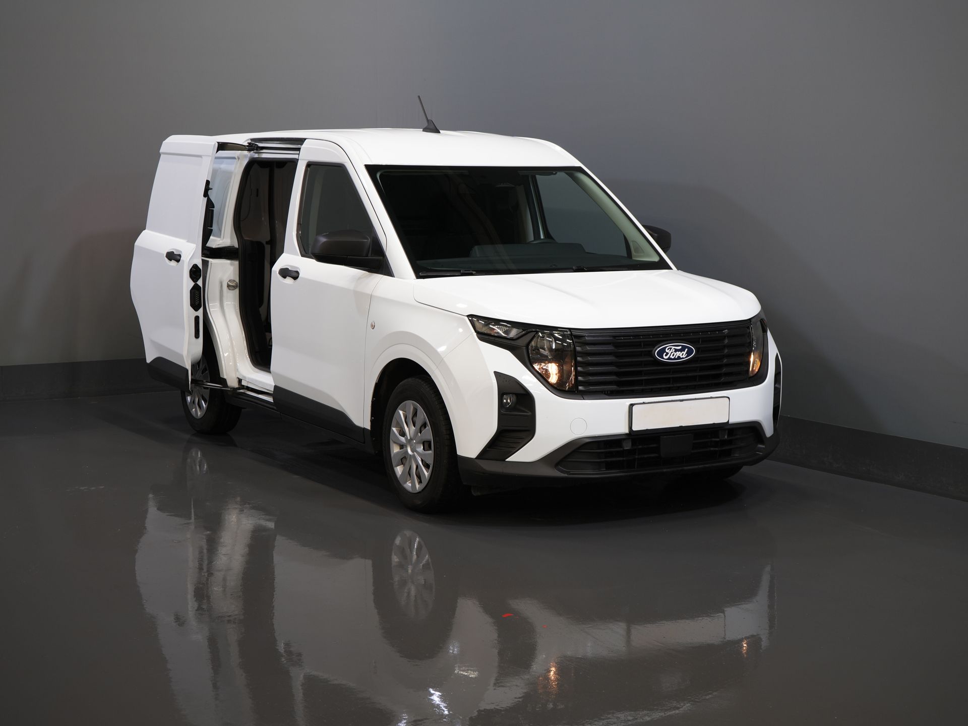 Ford Transit Courier Van 1.0 Trend 100 к.с. БЕНЗИНОВИЙ BPM БЕЗКОШТОВНО! Гарантія 05-2029/ Carplay/ Віртуальний кокпіт/ Airco/ Круїз