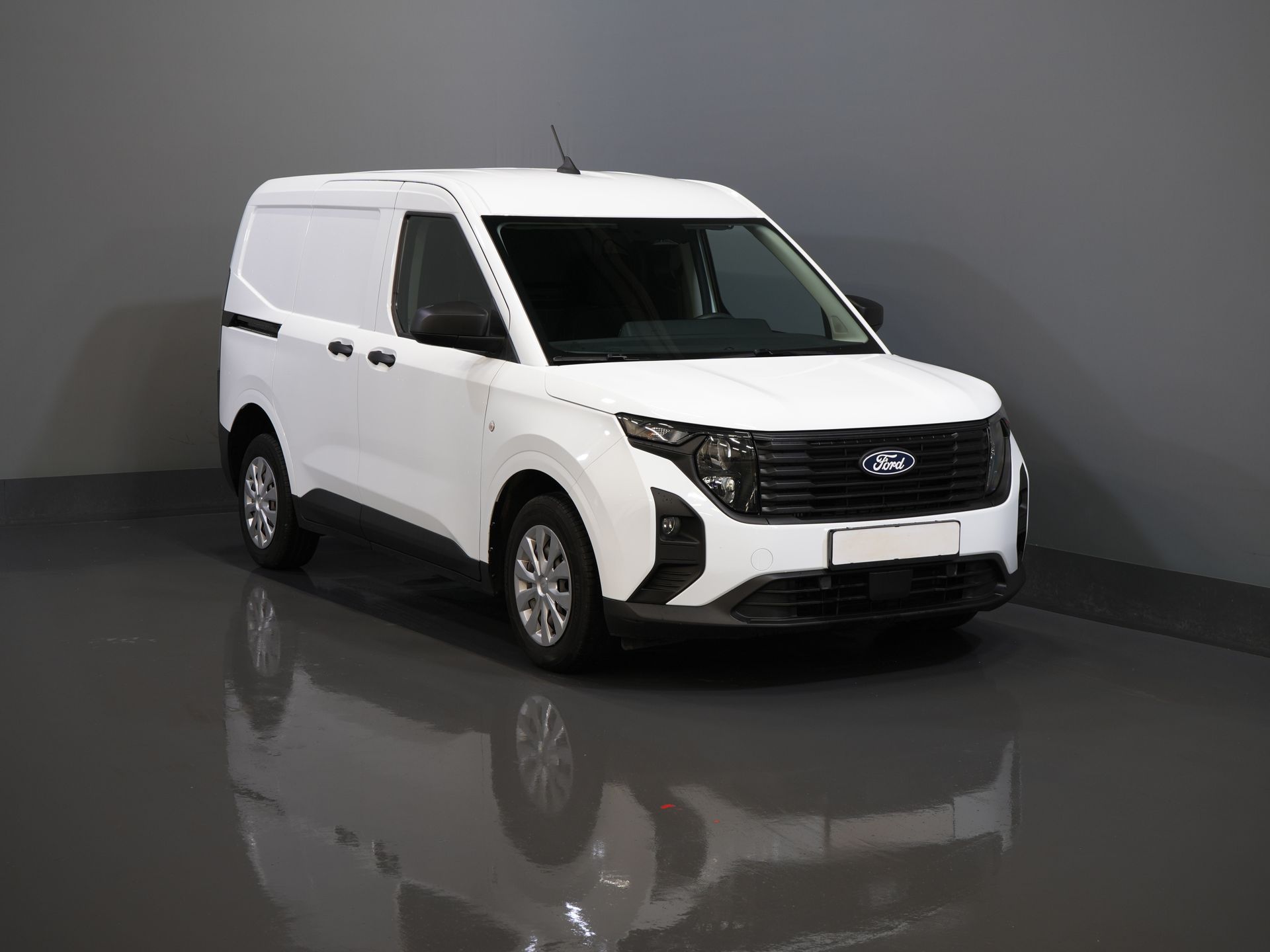 Ford Transit Courier Van 1.0 Trend 100 к.с. БЕНЗИНОВИЙ BPM БЕЗКОШТОВНО! Гарантія 05-2029/ Carplay/ Віртуальний кокпіт/ Airco/ Круїз
