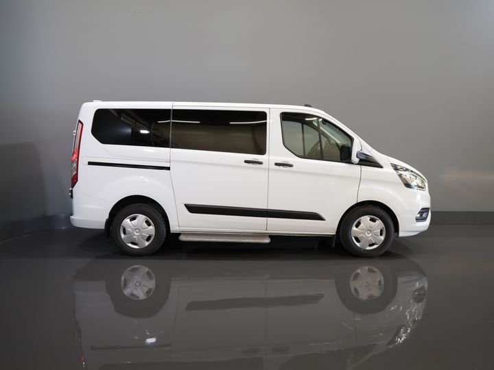 Ford Transit Custom Passenger Transport Tourneo 2.0 TDCI €.... incl. TVA/BPM Trend Combi/ Combi/ 9 Person/ 9 P/ Cruise/ PDC/ Airco