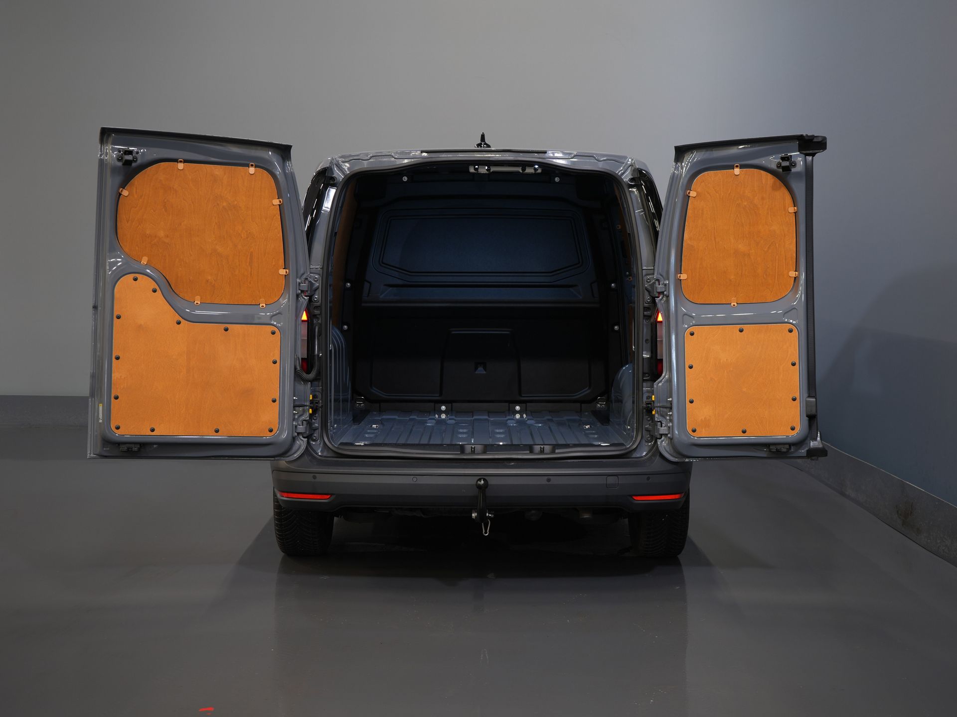 Volkswagen Caddy Cargo Van 2.0 TDI 125 к.с. DSG Aut. BPM БЕЗКОШТОВНО! NL Авто / Камера / Круїз / PDC / Кондиціонер / Фаркоп