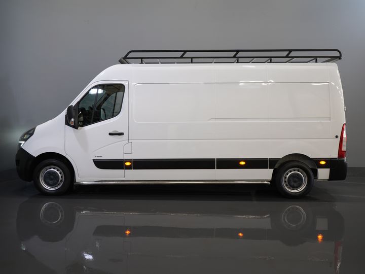 Opel Movano Bestelbus 2.3 Turbo 136PK L3H2 Camera/ Climate/ Cruise/ PDC/ Trekhaak / 2,5T trekgew./ Imperiaal+trap/ Side Bars/ NL Auto