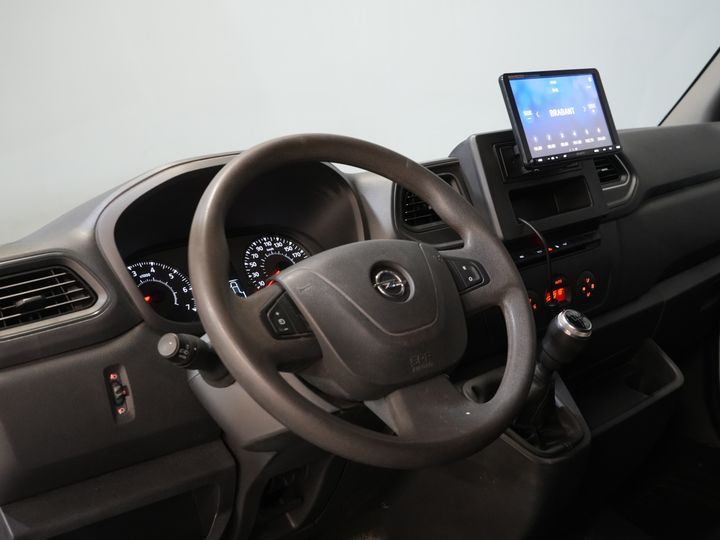 Opel Movano Bestelbus 2.3 Turbo 136PK L3H2 Camera/ Climate/ Cruise/ PDC/ Trekhaak / 2,5T trekgew./ Imperiaal+trap/ Side Bars/ NL Auto