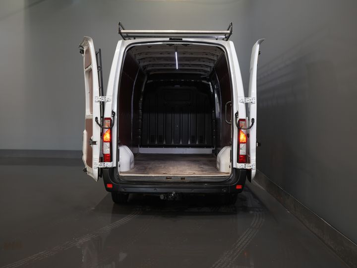 Opel Movano Bestelbus 2.3 Turbo 136PK L3H2 Camera/ Climate/ Cruise/ PDC/ Trekhaak / 2,5T trekgew./ Imperiaal+trap/ Side Bars/ NL Auto