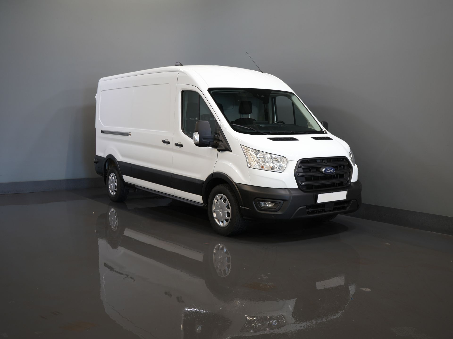 Ford Transit Van 2.0 TDCI 130 hp Aut. L3H2 Trend 270Gr.Türen/ Carplay/ 360 Kamera/ PDC/ Klima/ Tempomat