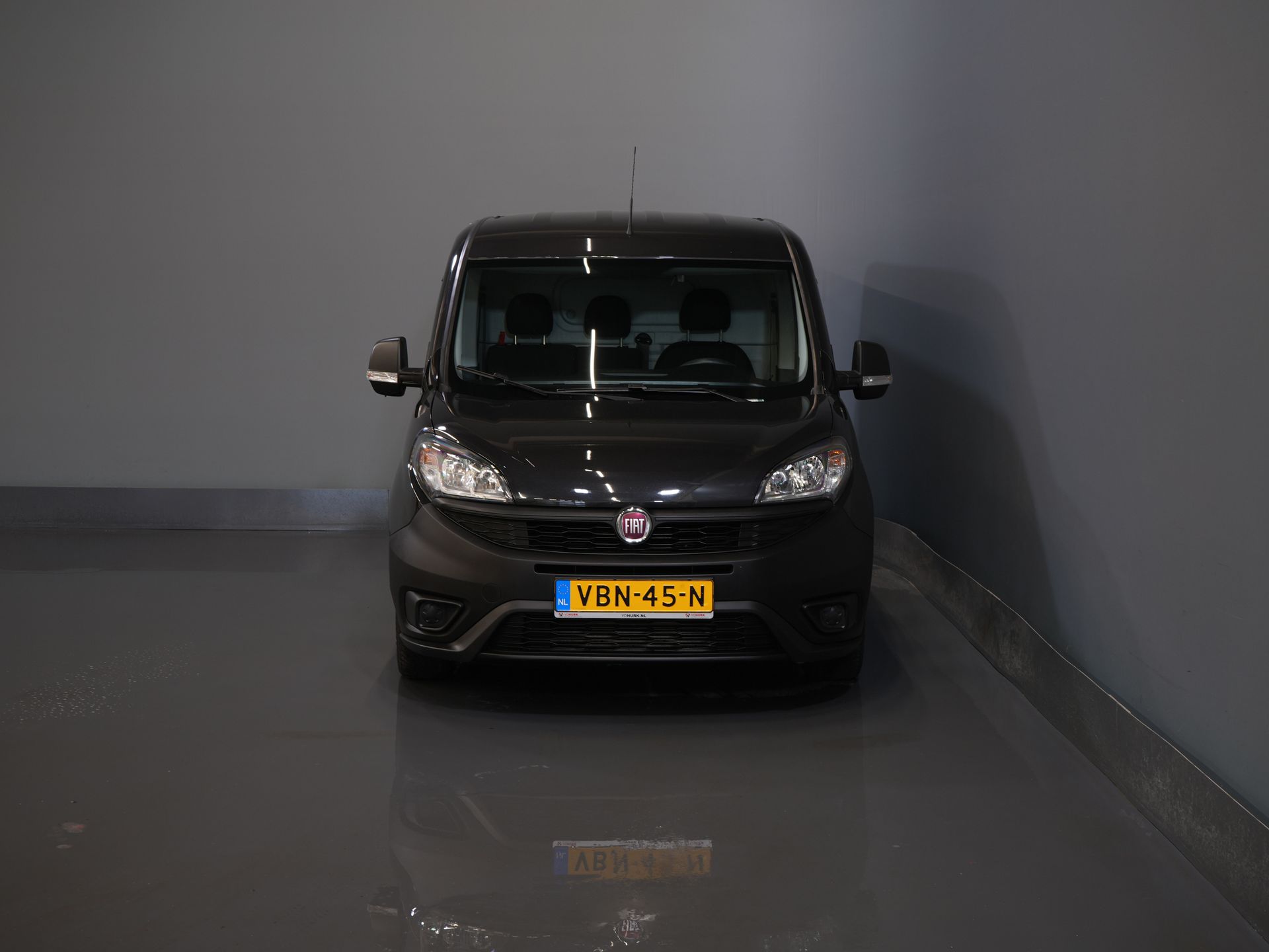 Fiat Doblò Bestelbus Cargo 1.6 MJ 105 pk NL Auto/ 3Pers./ Airco/ Navi/ Cruise/ DAB/ Trekhaak