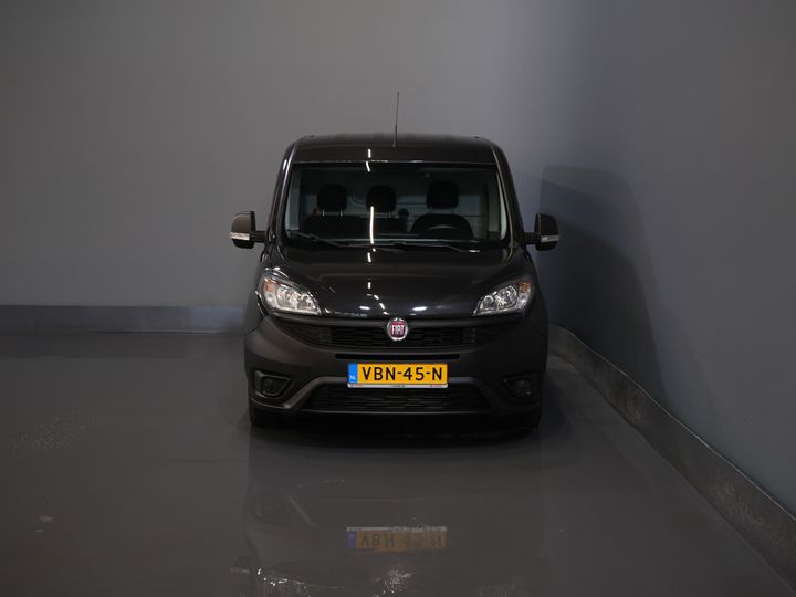 Fiat Doblò Bestelbus Cargo 1.6 MJ 105 pk NL Auto/ 3Pers./ Airco/ Navi/ Cruise/ DAB/ Trekhaak