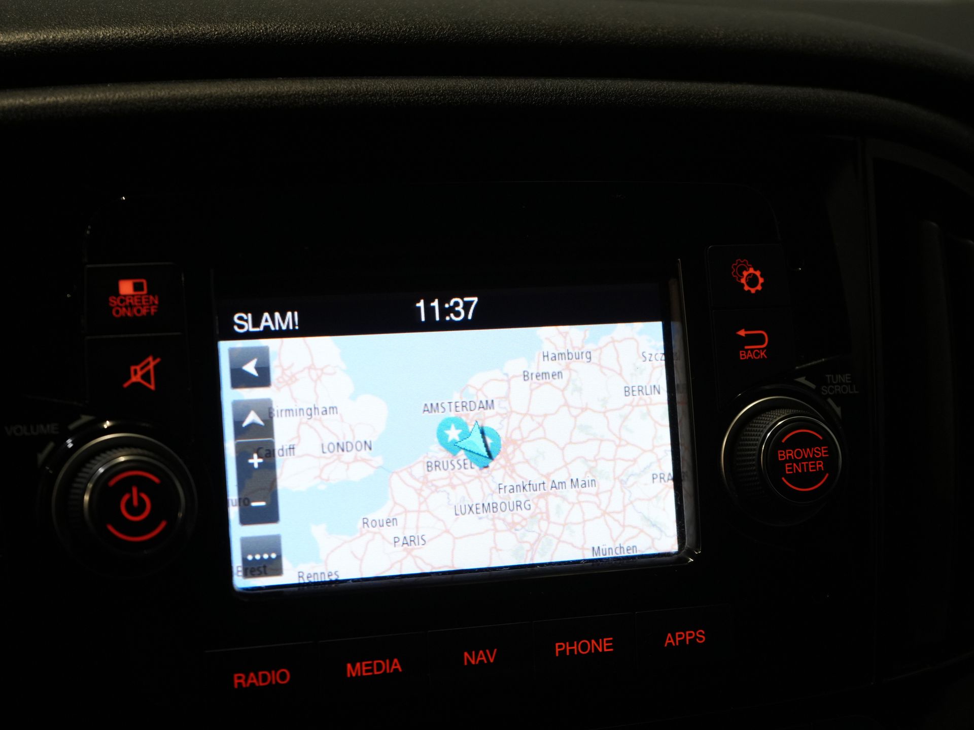 Fiat Doblò Bestelbus Cargo 1.6 MJ 105 pk NL Auto/ 3Pers./ Airco/ Navi/ Cruise/ DAB/ Trekhaak