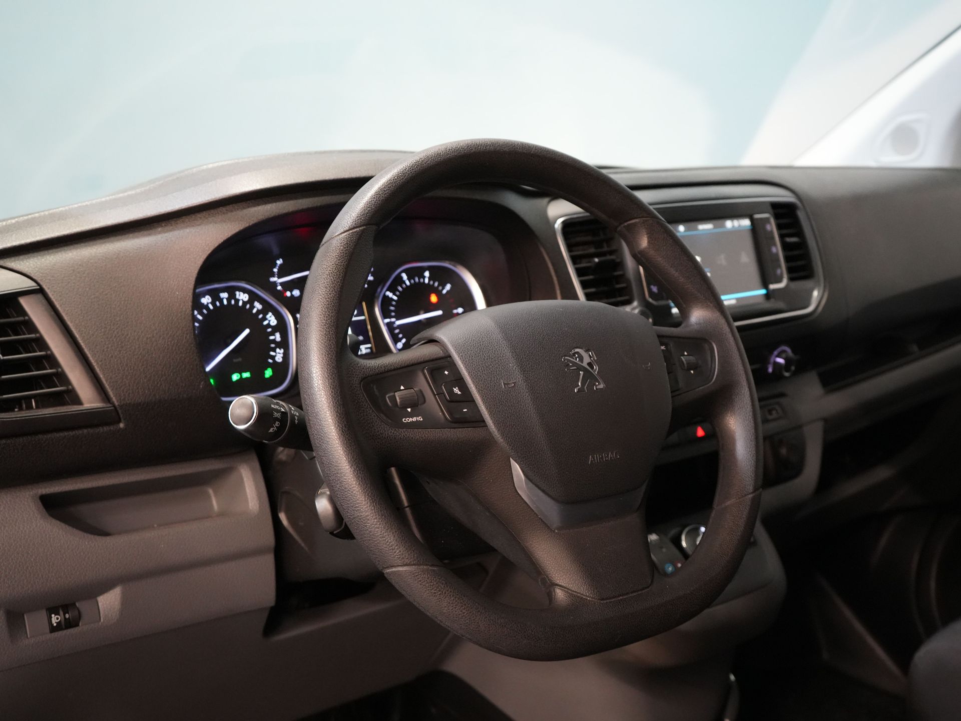 Peugeot Expert Van 2.0 HDI 180 CP Aut DC Double Cab (DEMO) BPM FREE! NL Auto/ 18