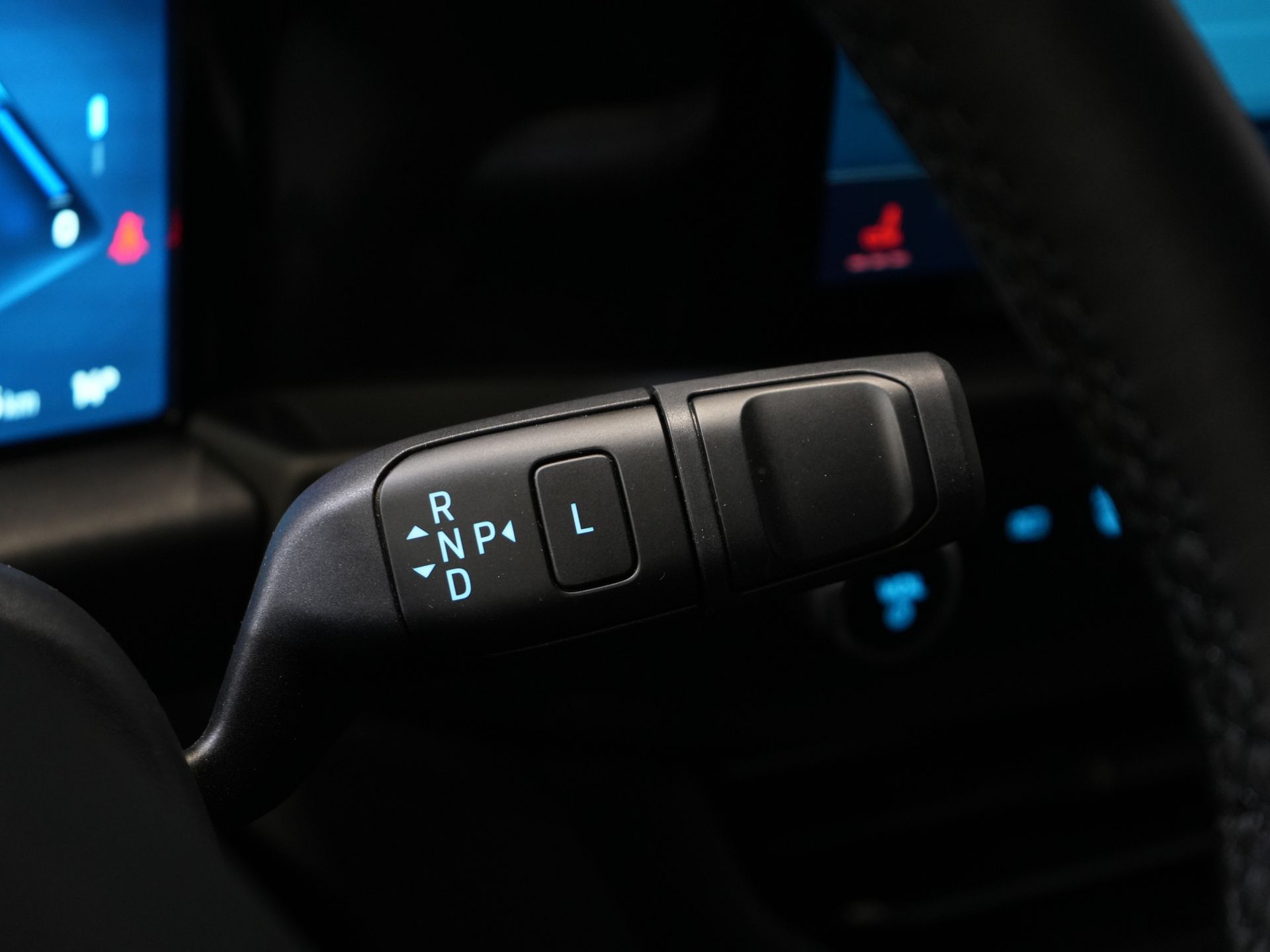 Ford E-Transit Custom Van 340 65 kWh 330 km WLTP L2 Limited Gwarancja 5 lat/ 2,3 t Ładowność/ Szybka ładowarka/ Matrix LED/ B&O/ Adapt.Cruise/ Ogrzewanie postojowe/ Carplay