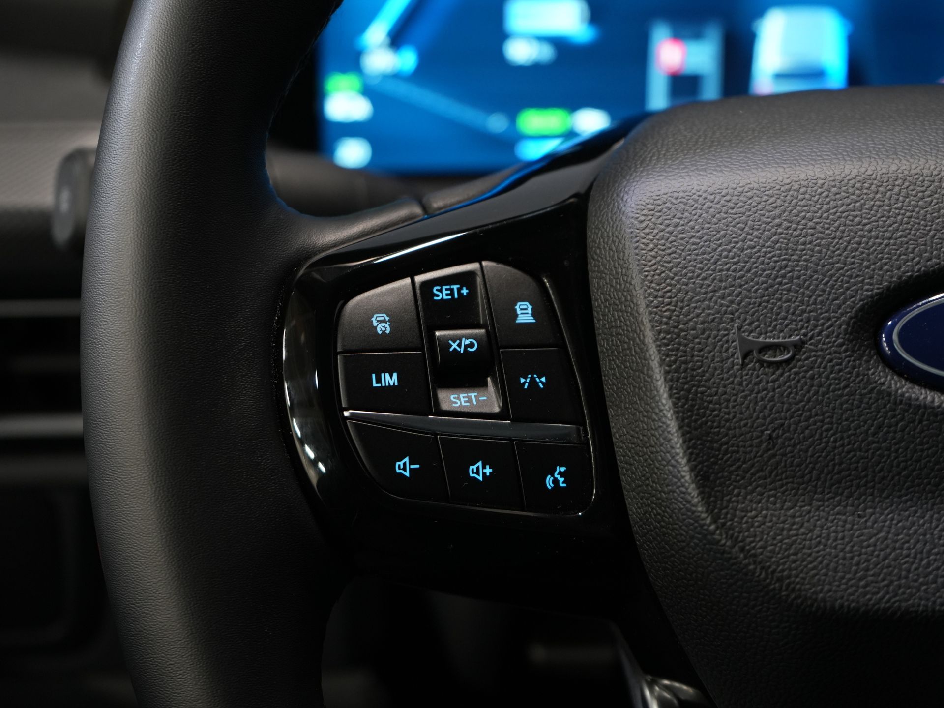 Ford E-Transit Custom Van 340 65 kWh 330 km WLTP L2 Limited Gwarancja 5 lat/ 2,3 t Ładowność/ Szybka ładowarka/ Matrix LED/ B&O/ Adapt.Cruise/ Ogrzewanie postojowe/ Carplay