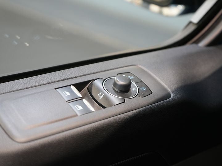 Ford E-Transit Custom Van 340 65 kWh 330 km WLTP L2 Limited Gwarancja 5 lat/ 2,3 t Ładowność/ Szybka ładowarka/ Matrix LED/ B&O/ Adapt.Cruise/ Ogrzewanie postojowe/ Carplay