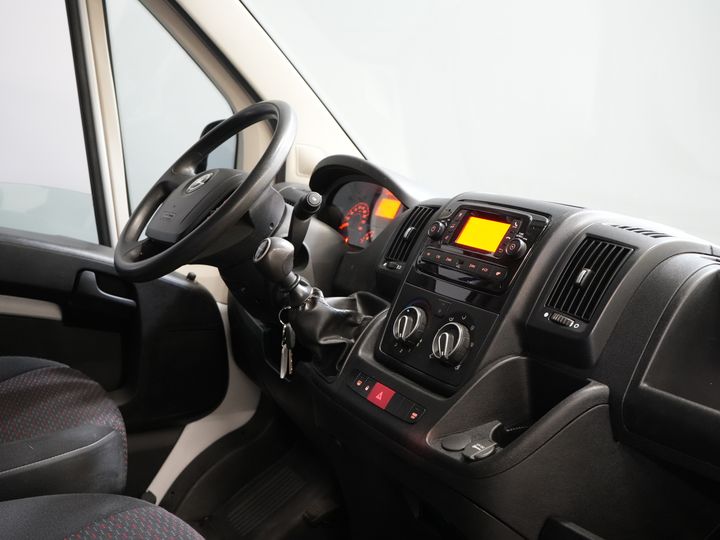 Volkswagen Caddy Cargo Van 2.0 TDI 125 hp DSG Aut. Stand heater/ Seat heating/ Carplay/ PDC/ 16” LMV/ Tow bar/ Roof rails
